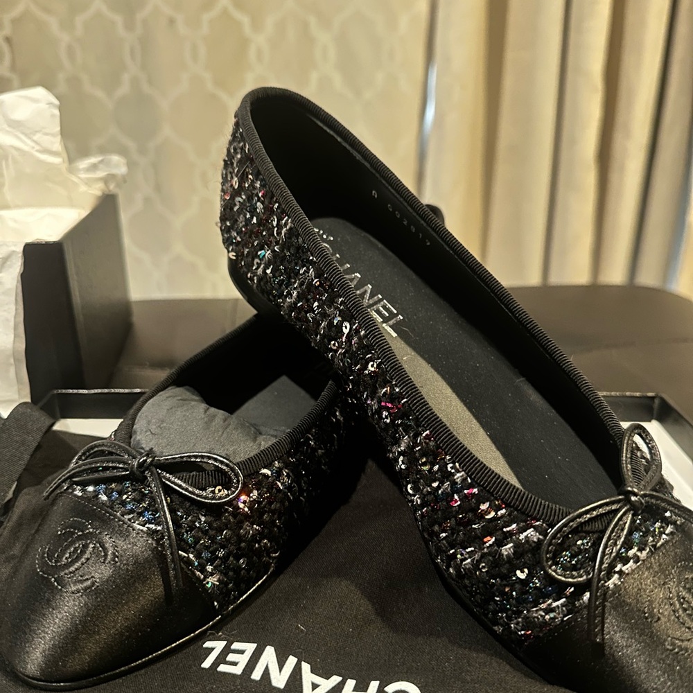 CHANEL Black Classic Loafers